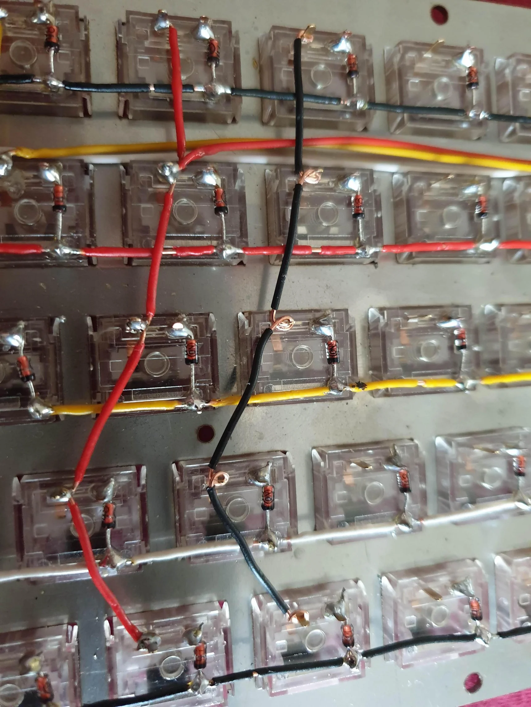 column-wires.webp